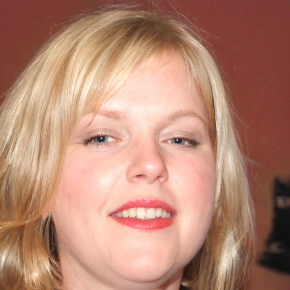Raya Thornfield, Head Culinary Instructor